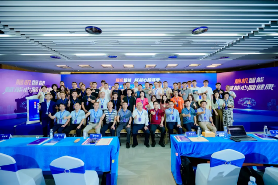 1752486128-216d947c620d670